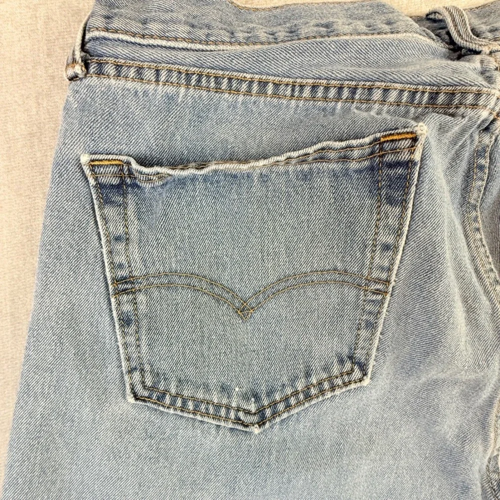Levi's‎ 505 Regular Fit Light Wash Denim Jeans Mens Size 32x30